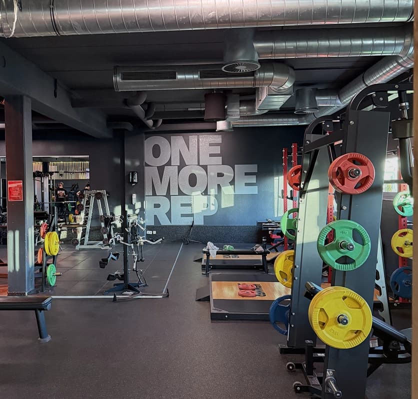 Folierung bei Clever fit — Projekt von MS Folien und Werbetechnik